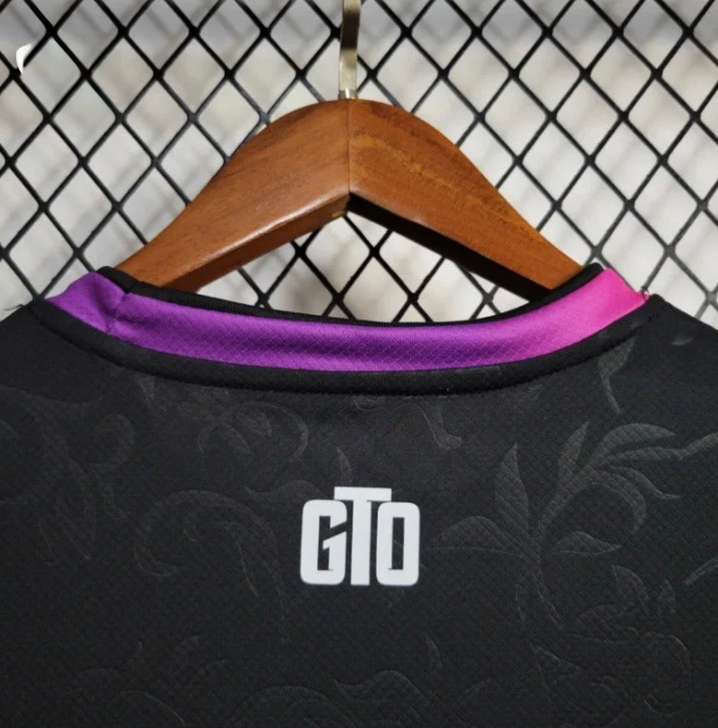 PSG "Paris Noir" Limited Jersey