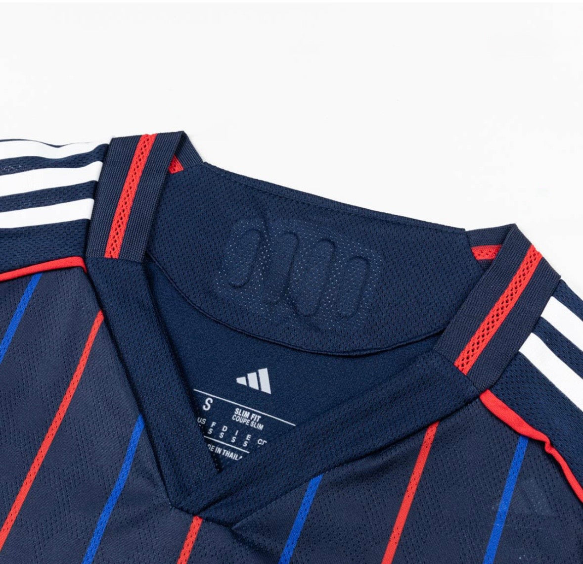 Olympique Lyon Auswärtstrikot 2025/26