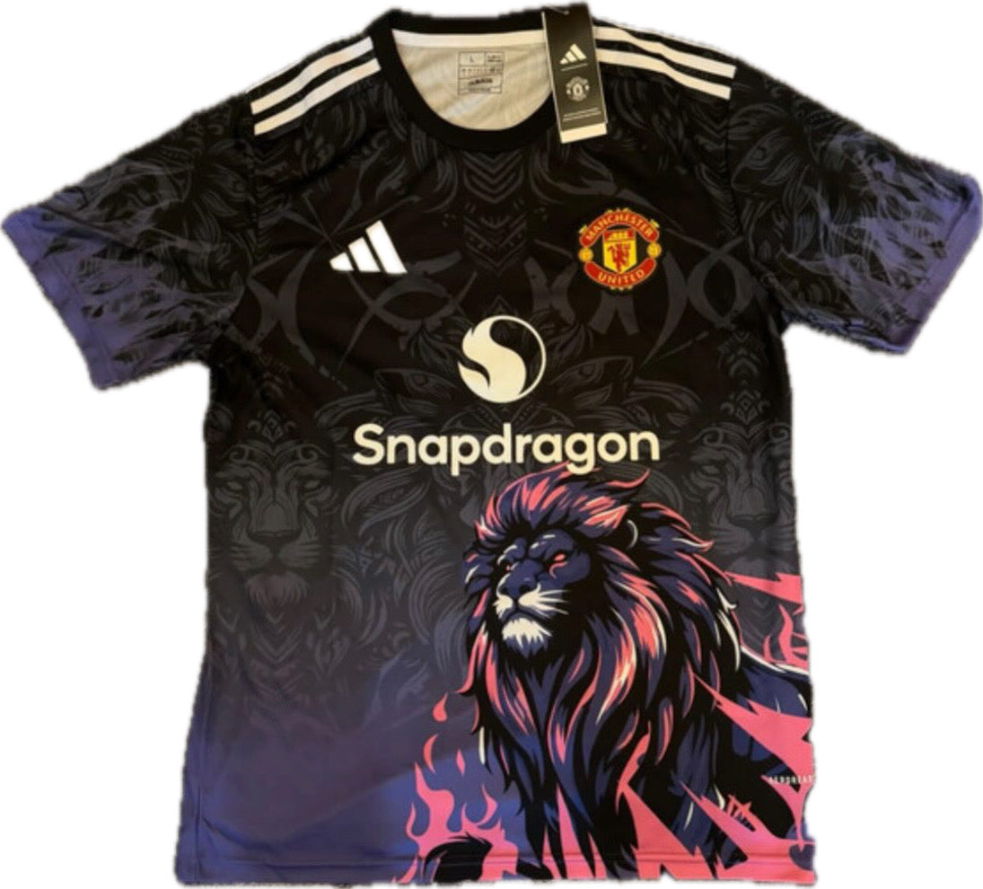 Manchester United black&pink 2024/25 x lion
