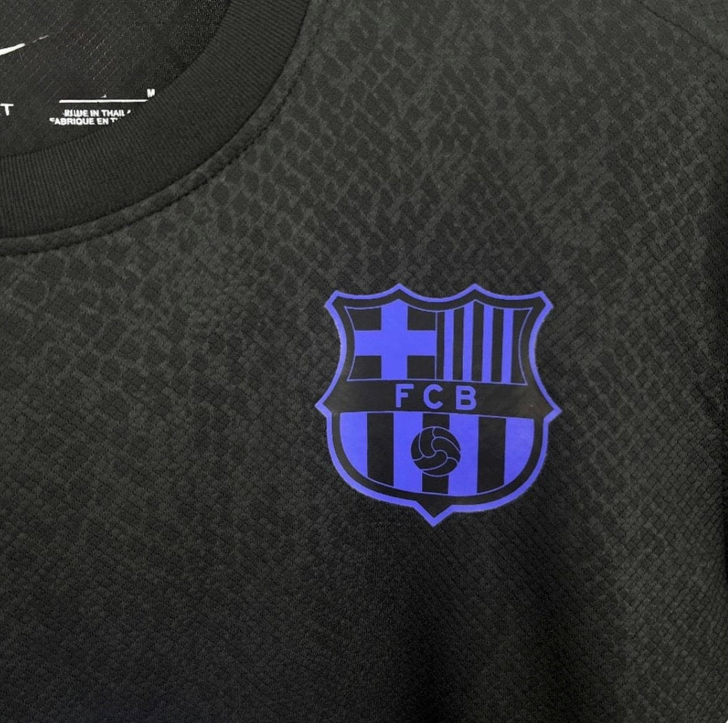 FC Barcelona x Kobe Bryant Pre-Match Kit 2025/26