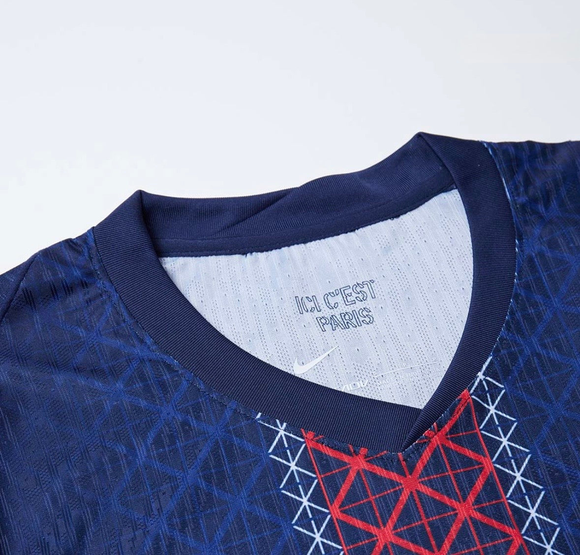 Paris Saint-Germain Heimtrikot 2025/26